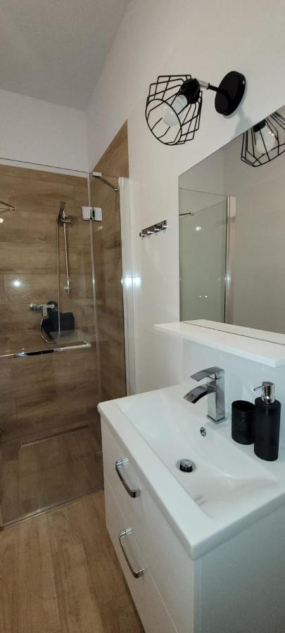 Nest Apartament Zator Kültér fotó